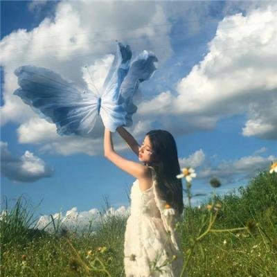 选秀选手被曝脚踏两条船，一个月综艺录制现场画面流出